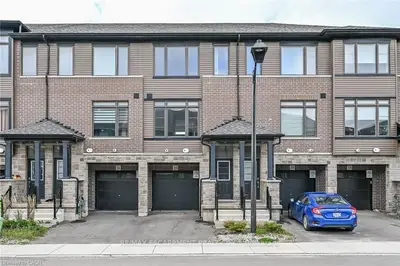 120 Court Drive 35, Brant, On N3l 0n2