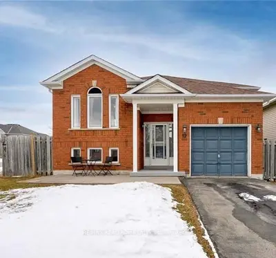 12 Jarvis Drive, Port Hope, On L1a 4j8