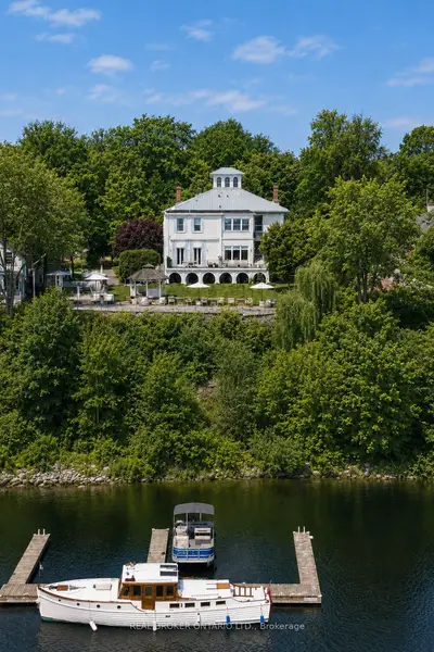 346 Picton Main Street, Prince Edward County, On K0k 2t0