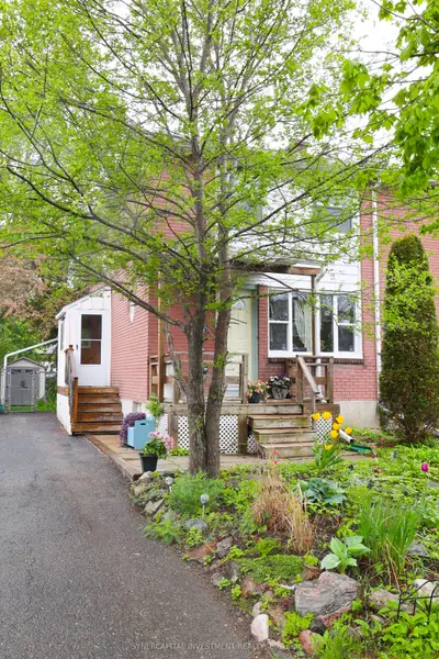 2502 Clementine Boulevard, Billings Bridge - Riverside Park And Area, On K1v 8e4