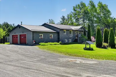 443 County Road 40 Road, Douro-dummer, On K0l 2v0