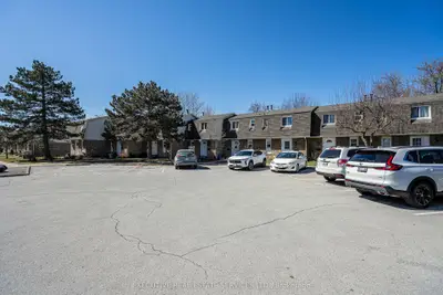 131 Rockwood Avenue 18, St. Catharines, On L2p 3k4