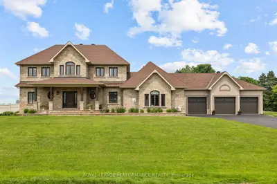 1453 Notre Dame Street, Russell, On K0a 1w0