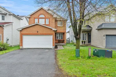27 Nairn Street, Kanata, On K2v 1b6