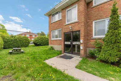1086 Apolydor Avenue 3, Billings Bridge - Riverside Park And Area, On K1h 8a9