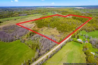 Sutter Road Road, Northern Bruce Peninsula, On, N0h 1w0