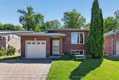 125 Bournemouth Drive, London East, On N5v 4t1