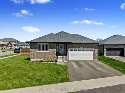 8 Darrell Drain Crescent, Asphodel-norwood, On K0l 2v0