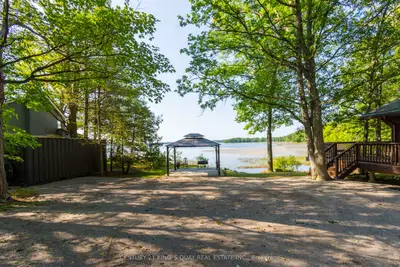 214 Lakeview Lane, Tweed, On K0k 3j0