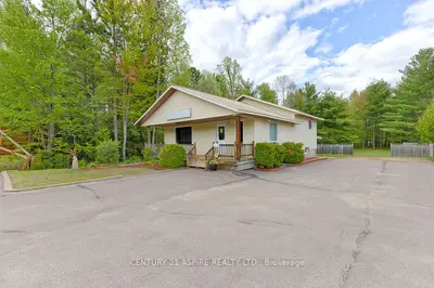 2889 Petawawa Boulevard, Petawawa, On K8h 1y1