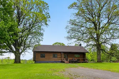 531 Mackay Line Road, Tay Valley, On K0g 1a0