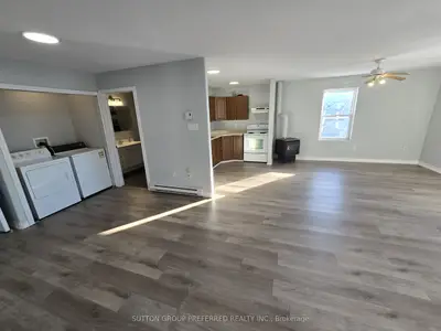 453 Bathurst Street, London East, On N6b 1p4