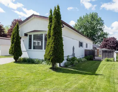18 Finch Lane, Quinte West, On K8n 4z3