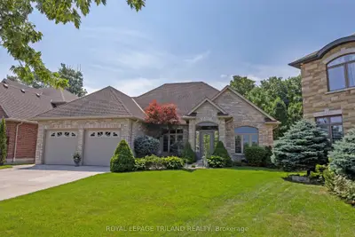 2285 Lilac Avenue, London South, On N6k 5e1