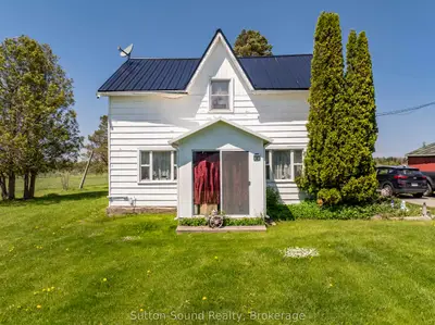 40 Elm Street, South Bruce Peninsula, On N0h 2t0