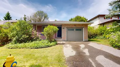 43 Walmer Gardens, London North, On N6g 4h5