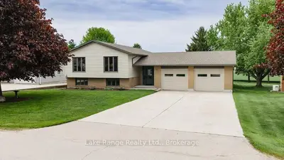 23 E Parker Dr Drive E, Morris Turnberry, On N0g 1e0