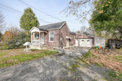 24 Norlan Avenue, London South, On N5w 5p1