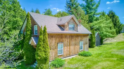 2740 Bolingbroke Road, Tay Valley, On K0h 2b0
