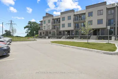 370 Fisher Mills Road 36, Cambridge, On N3c 0g8
