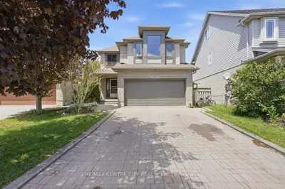 1141 Crosscreek Cres Crescent, London East, On N5y 6h6