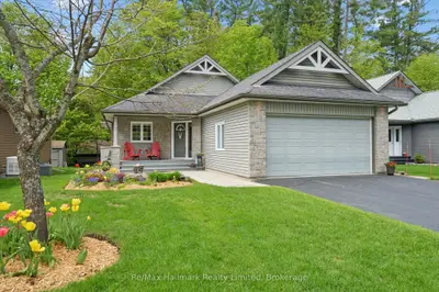 7 Stonehenge Court, Bracebridge, On P1l 1n2