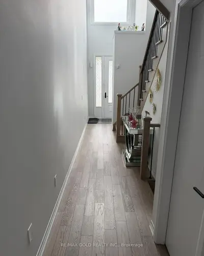 109 Silverwood Crescent, Woodstock, On N4t 0m5