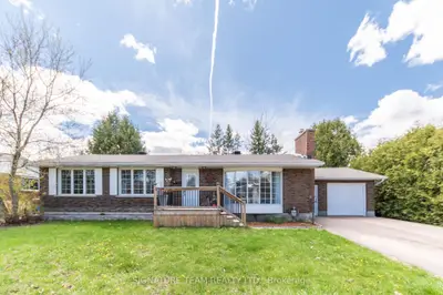 7 Mary Street, Petawawa, On K8h 1r6