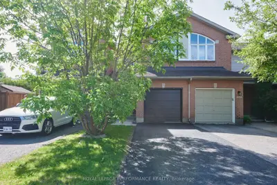 4310 Sunwood Crescent, Cyrville - Carson Grove - Pineview, On K1j 1b9
