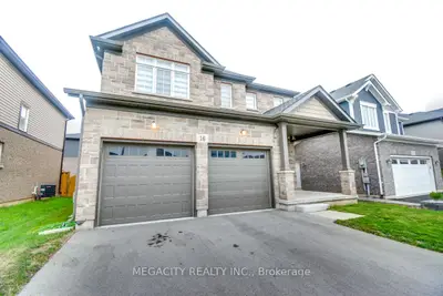 16 Tucker Street, Thorold, On L2v 0g3