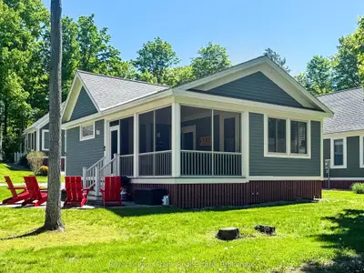5 Hollow Lane 215, Prince Edward County, On K0k 1p0