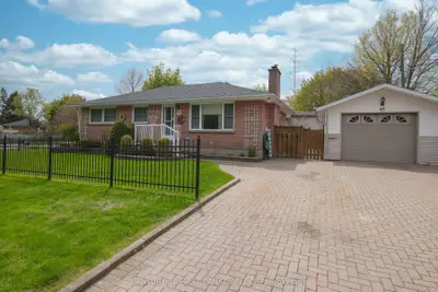 45 Manitoulin Drive, London East, On N5w 1m2