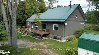 1026 Dewey Street, Highlands East, On K0m 2k0