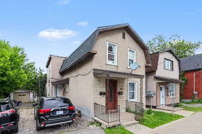 89 Marier Avenue, Vanier And Kingsview Park, On K1l 5s2