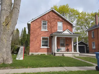 12 Mercer Street, Stratford, On N5a 6j4