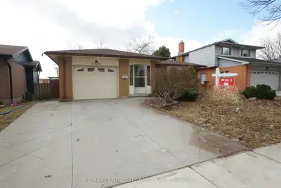 136 Concord Crescent, London North, On N6g 3h7