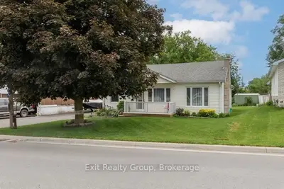 19 Belleville Street, Quinte West, On K0k 2c0