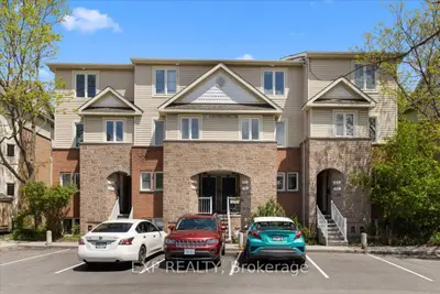 77 Strathaven Private, Cyrville - Carson Grove - Pineview, On K1j 1k7