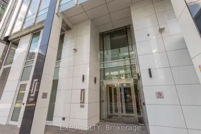199 Slater Street 1606, Ottawa Centre, On K1p 0c8