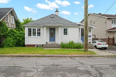 Duplex in Vanier and Kingsview Park
