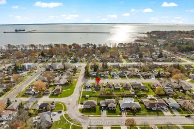 7 South Crescent, Port Colborne, On L3k 2x8