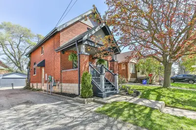 626 Emery Street E, London South, On N6c 2g4