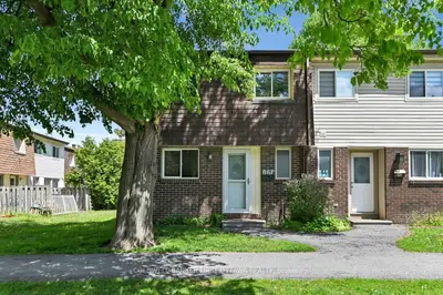 86f Seyton Drive, Bells Corners And South To Fallowfield, On K2h 8w5