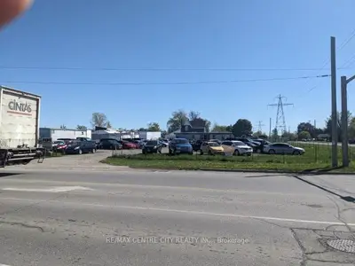 90 Clarke Road, London East, On N5w 5m9
