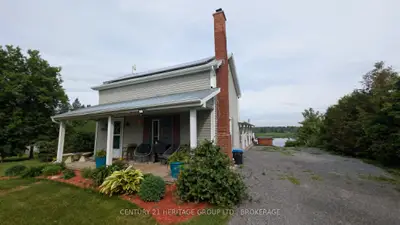 Detached in Greater Napanee