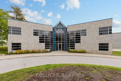 17 Auriga Drive, Country Place - Pineglen - Crestview And Area, On K2e 1b7