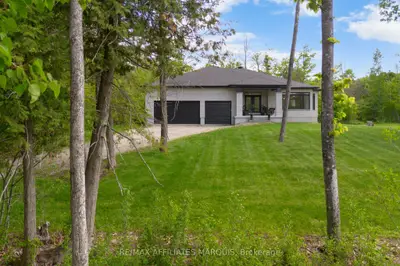147 Golf Club Road, Rideau Lakes, On K7a 4s5