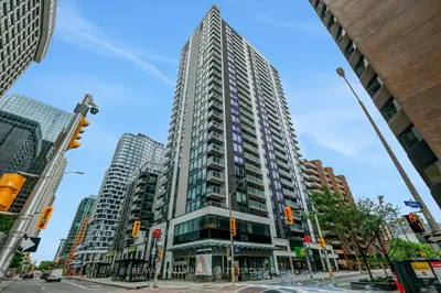 340 Queen Street 1302, Ottawa Centre, On K1r 0g1