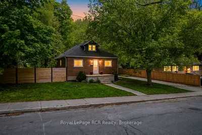 589 5th Avenue E, Owen Sound, On N4k 2r4