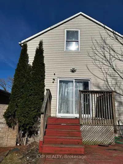 121 Boullee Street, London East, On N5y 1t8